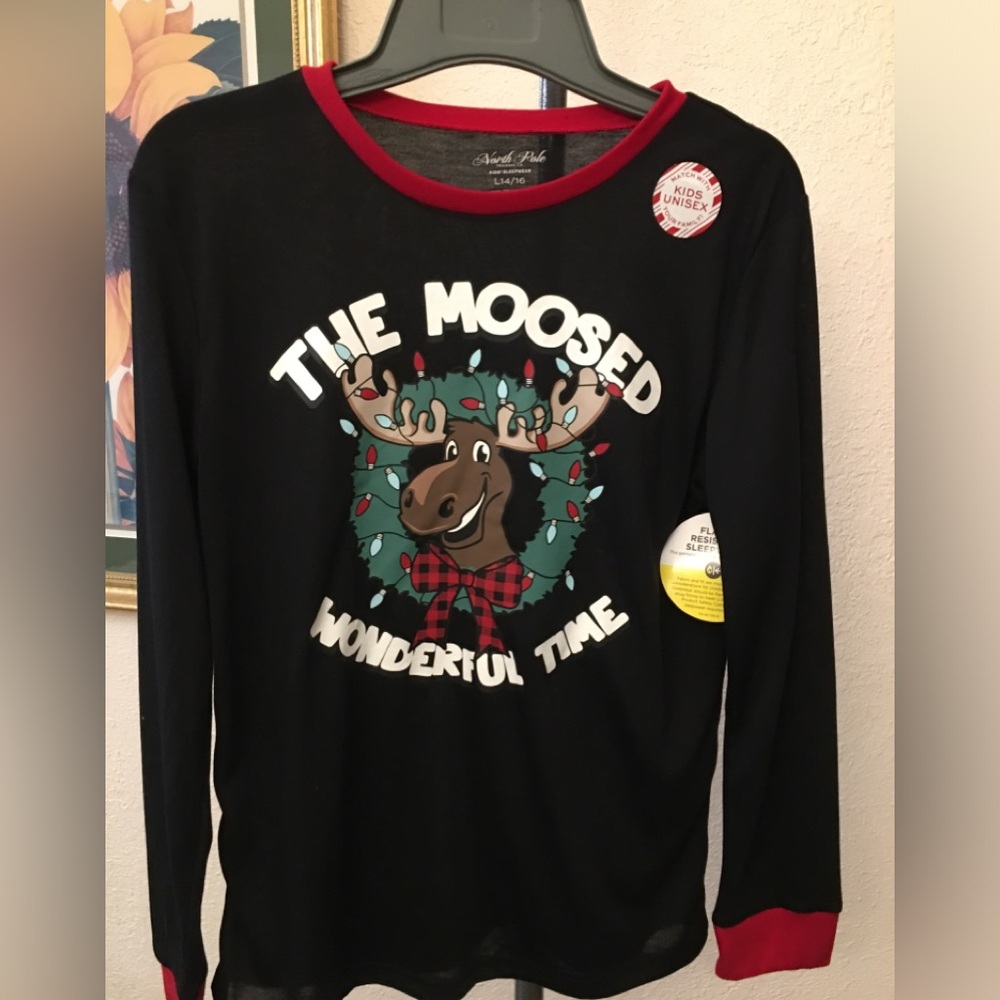 The Children's Place Black and Red Moose Graphic Kids Shirt
